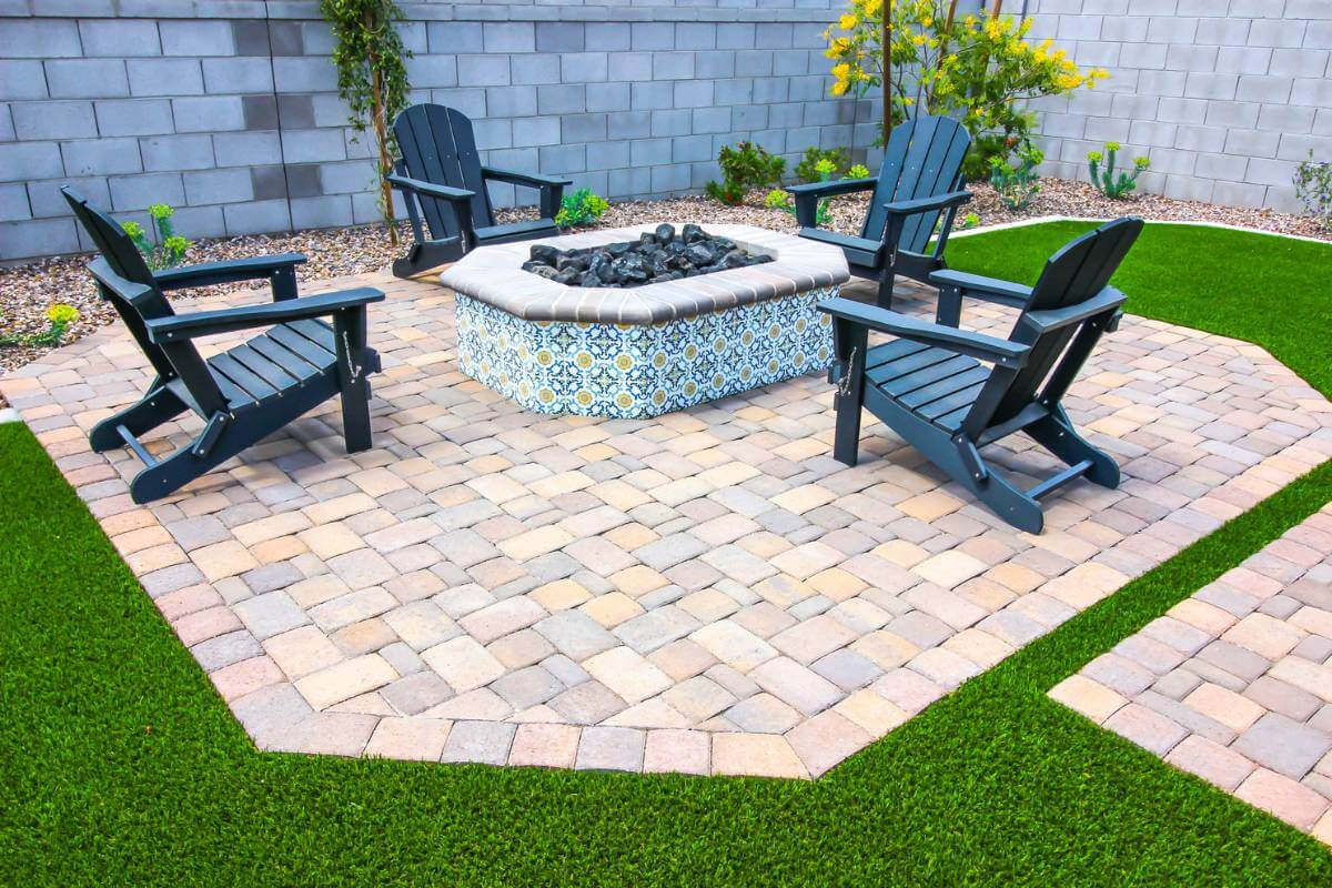 How To Choose The Right Garden Paving Slabs | JTD