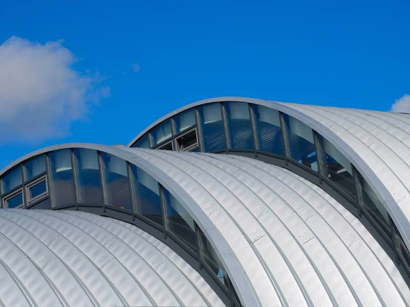 curved roof